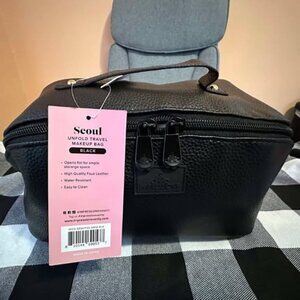 New Seoul Unfold Travel Makeup Bag - Impression Vanity Co.